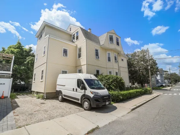 55 Prichard Ave #2, Somerville, MA 02144