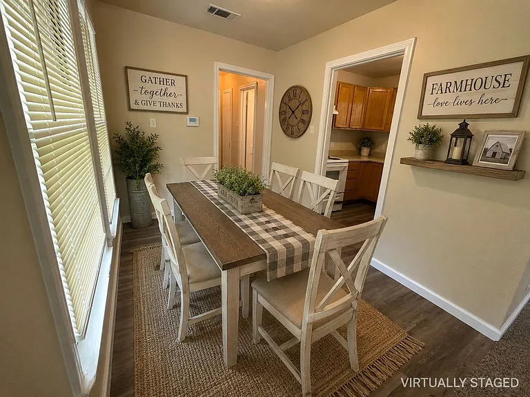 303 Cloud St — Photo 3