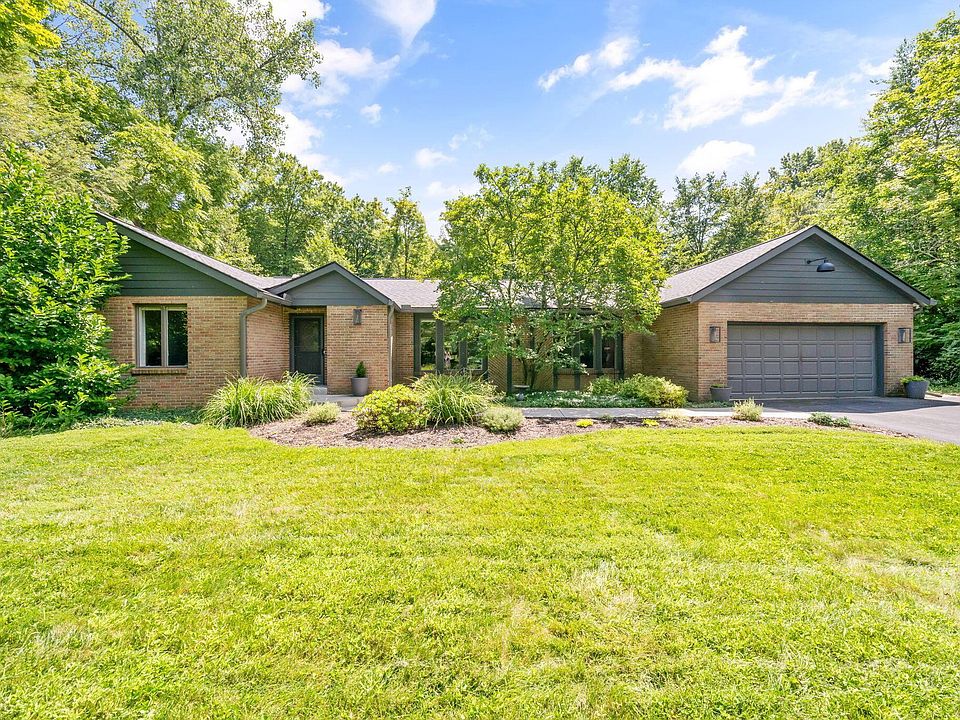 1st image of 4795 Bayhill Dr