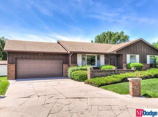 1077 W Dakota St, Fremont, NE 68025