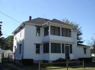 7 Majestic Ave, Warwick, RI 02888