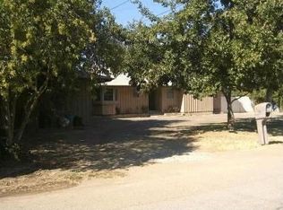 2910 Kingsley Ln, Bakersfield, CA 93304
