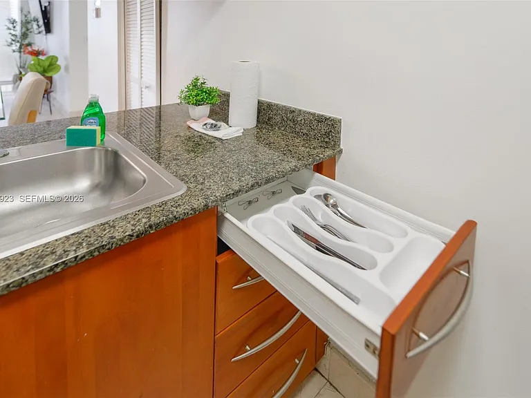 1200 Brickell Bay Dr #2324 — Photo 18