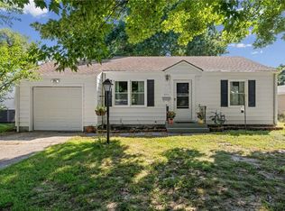 2711 S Scott Ave, Independence, MO 64052
