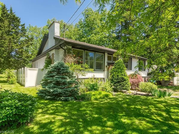 486 Winniett St, Haldimand County, ON N3W 1E4