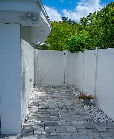 5820 Wolf Rd — Photo 23