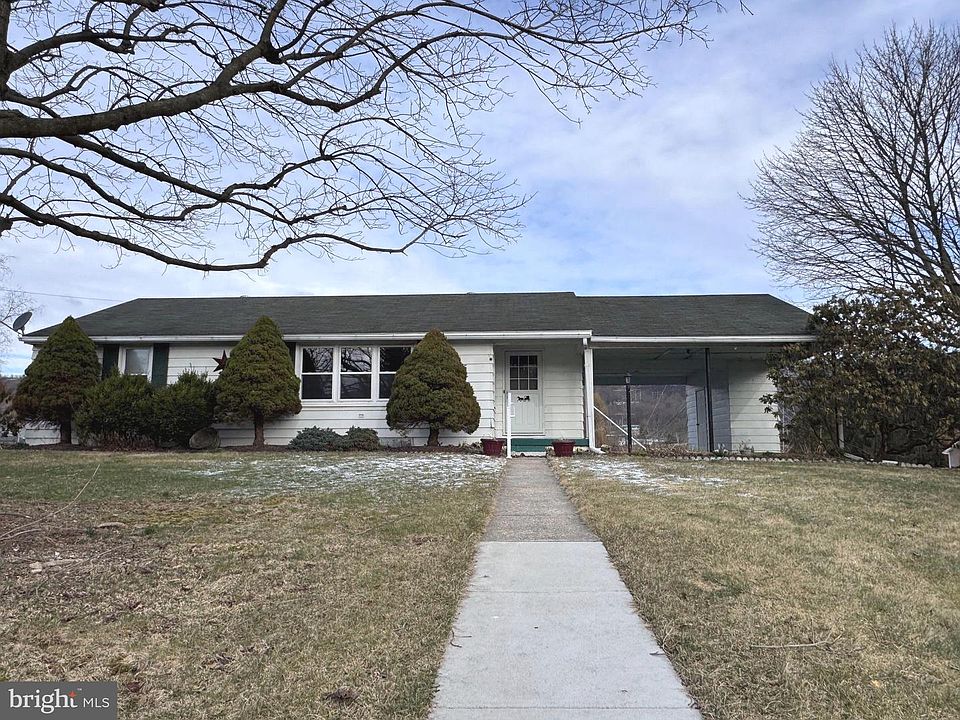 1st image of 15 Bridgeview Dr