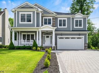 139 Harrow Rd, Westfield, NJ 07090