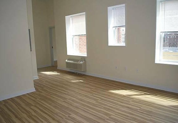 2nd image of 243 S 49th St #403F