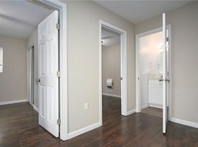 Available Now! Lovely Remodeled 2 Bedroom / 1 Bath Adu In Yucca Valley! Move In Special! 50% Off ..., 2 br / 1.0 ba, $1150