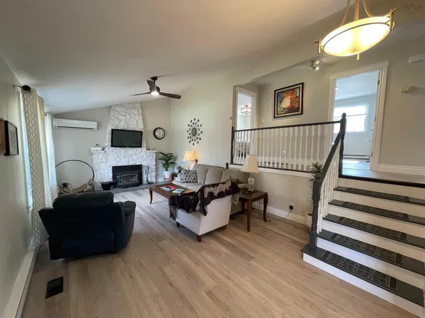 106 Morley Rd, Portage, NS B1L 1E2