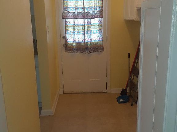 4th image of 1123 W Dolores St