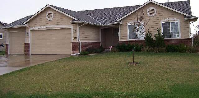 1st image of 655 Prairie Parkway Ct