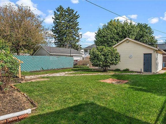 5th image of 1224 Carlisle Ave