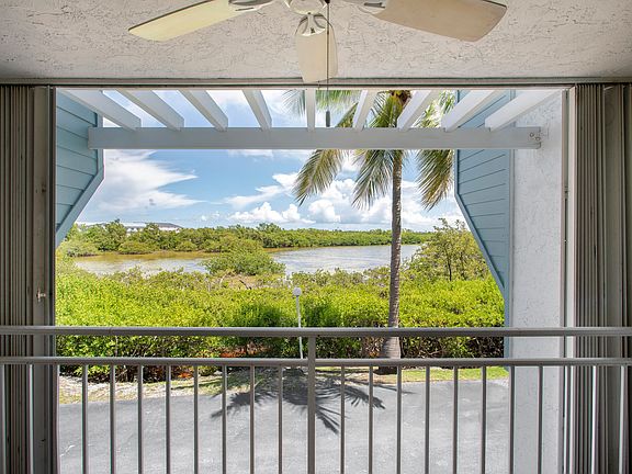 2nd image of 1901 S Roosevelt Blvd APT 102-E