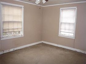 5th image of 3688 Park Ave