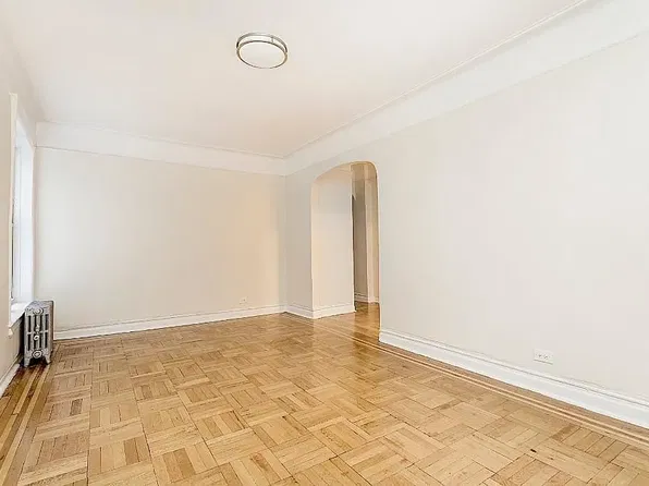227 Haven Avenue image 1 of 6
