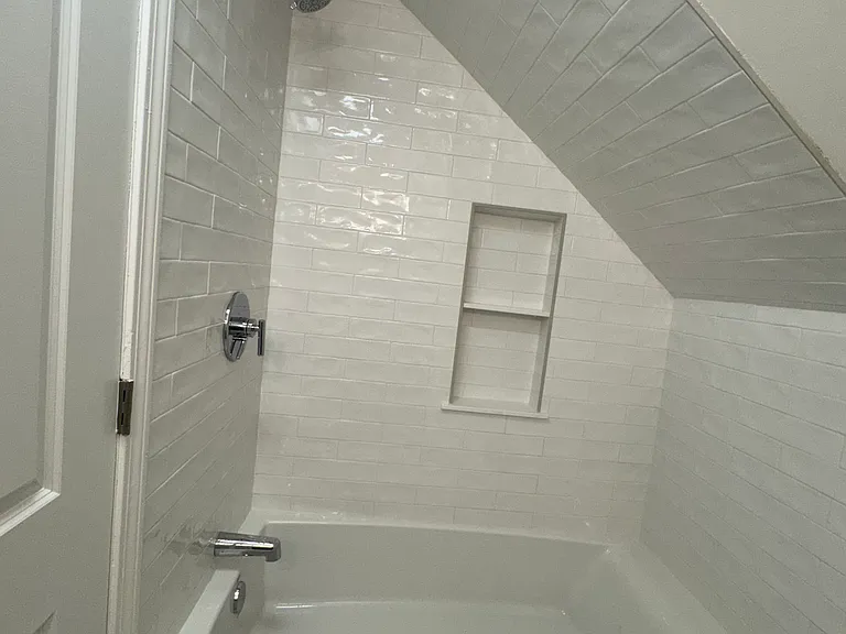 21 Everett Ave #2 — Photo 8