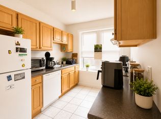 1948 Beacon St #5, Brighton, MA 02135
