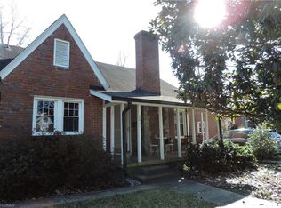 2411 Wright Ave, Greensboro, NC 27403