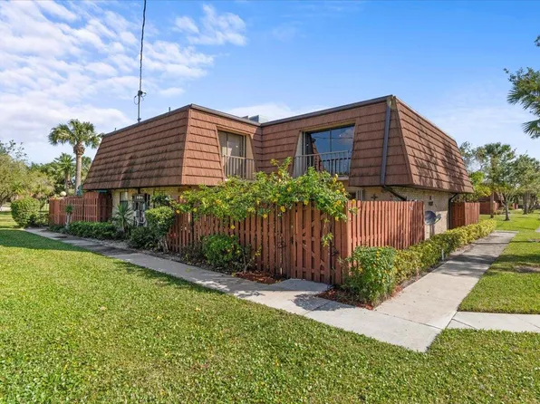 1402 Nebraska Avenue #8b, Fort Pierce, FL 34950