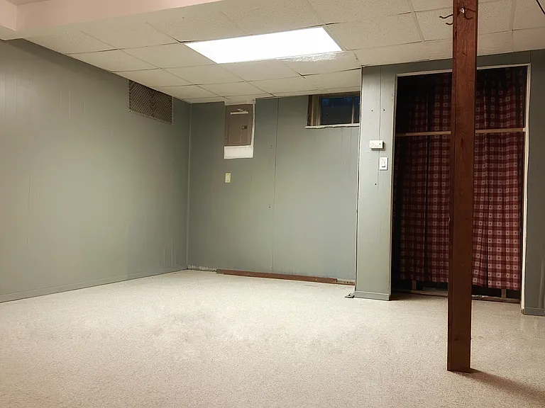 605 Fountain St — Photo 23