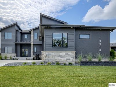 10910 S 175th St, Omaha, NE, 68136
