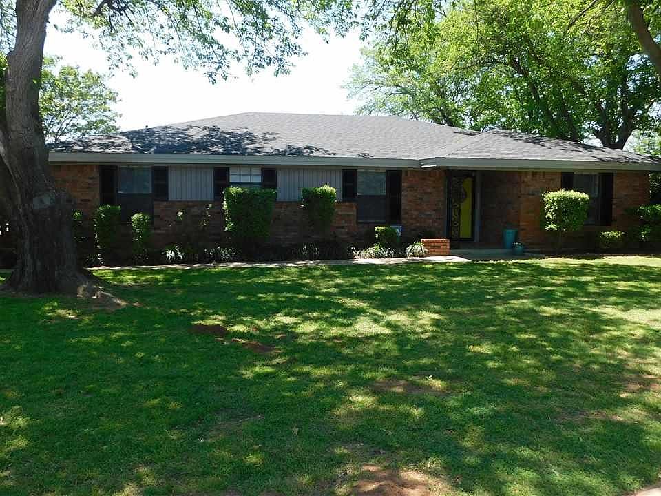 1st image of 7 Sycamore Cir