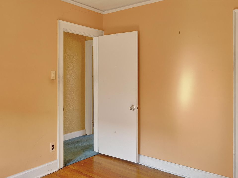 15484 Whitcomb St, photo 14