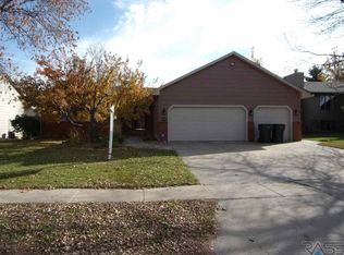 4700 S Nathan Ave, Sioux Falls, SD 57103