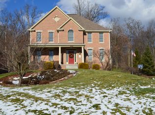 402 Shannon Rd, Cranberry Township, PA 16066