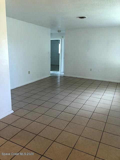 2nd image of 360 Saint Regis Dr