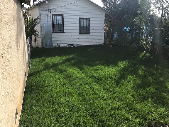 3rd image of 9011 S Budlong Ave