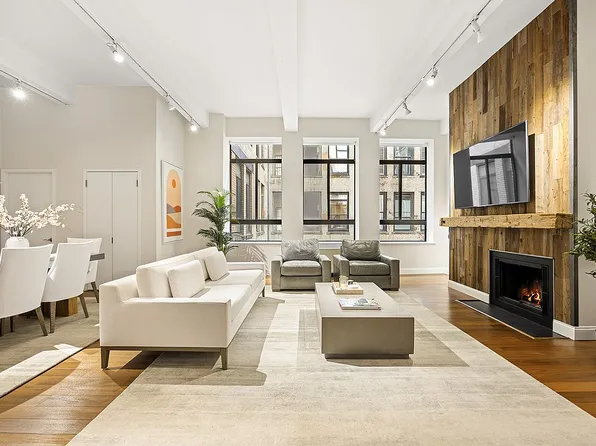 111 Barrow St #2F, Manhattan, NY 10014