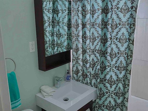 3rd image of 620 76th St APT 8