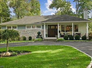 52 Fernhill Rd, Springfield, NJ 07081