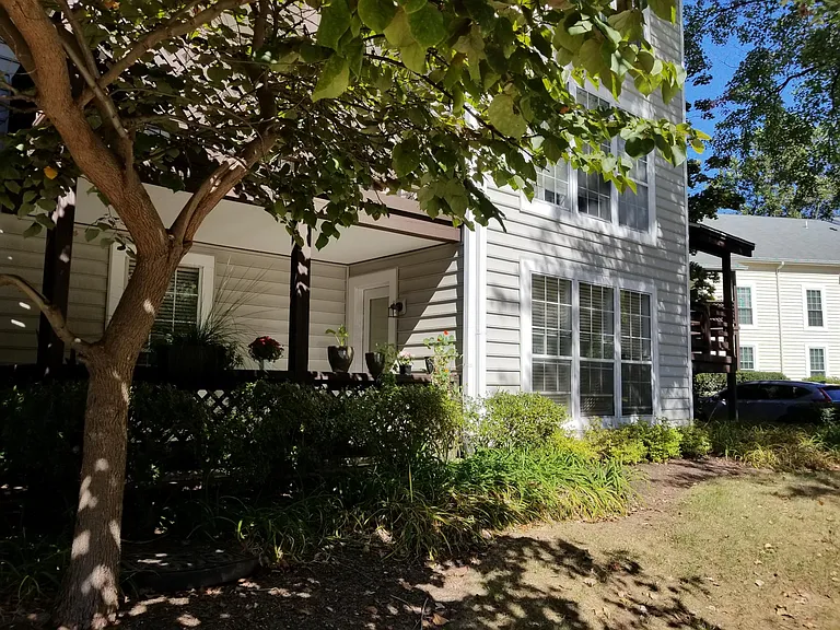 10140 Oakton Terrace Rd — Photo 6