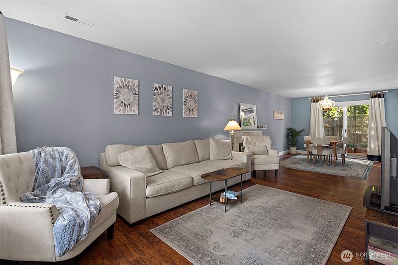 3rd image of 3111 154th Street SW