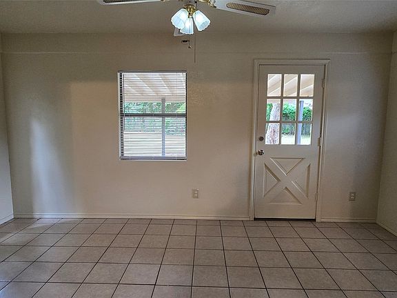 5th image of 3217 Oriole Ln