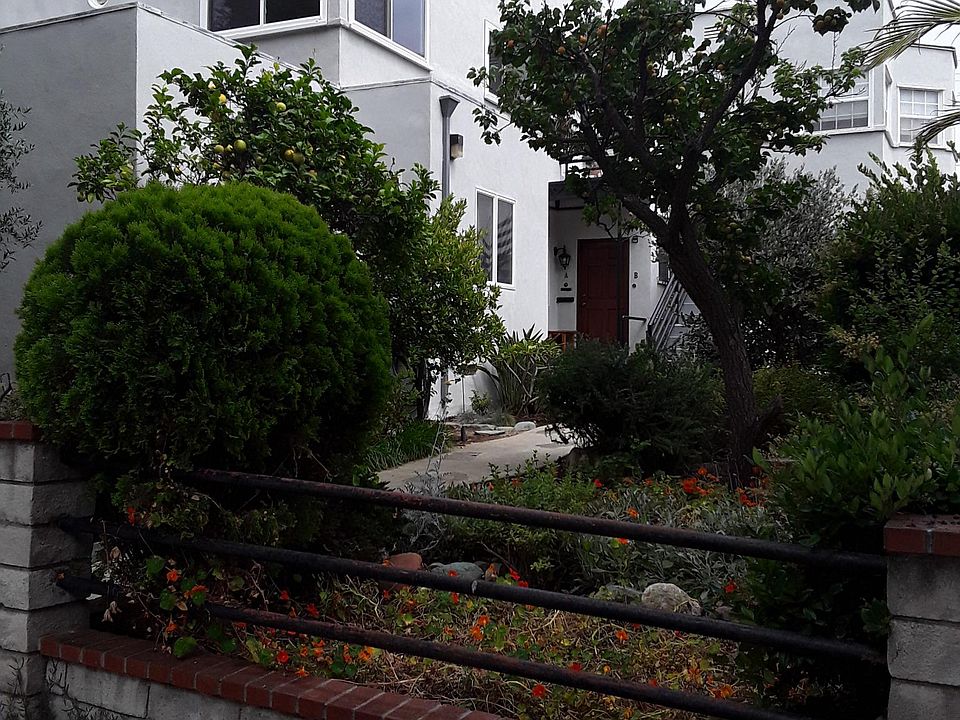 1st image of 2402 Oak St APT C