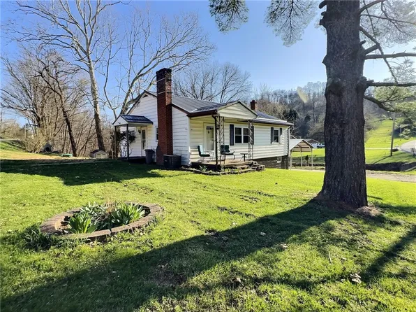 122 Bailey Rd, Fredericktown, PA 15333
