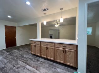 1064 E Mountain View Ave, Porterville, CA 93257