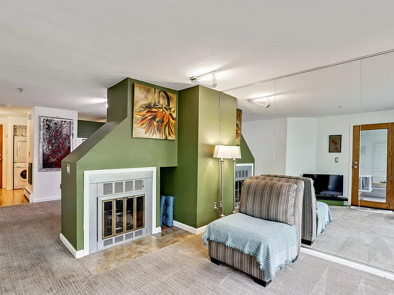 2201 Pearl St #126 — Photo 5