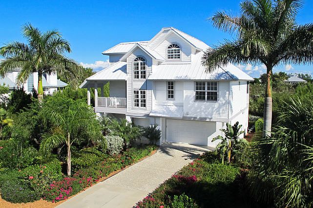 1st image of 576 Hideaway Ct