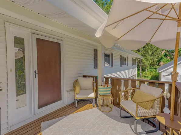 641 Fellows Road, Genoa City, WI 53128