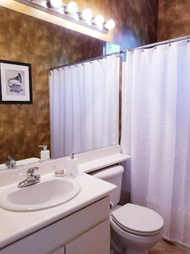 1 bed, 520 sqft, $2,200 — Photo 2