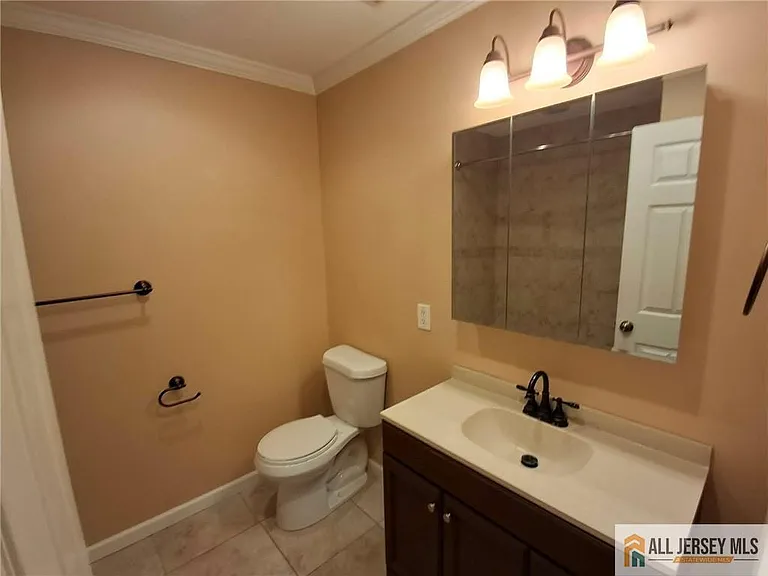1209 Harbor Club Dr — Photo 15