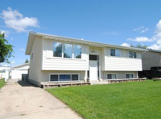4810 52nd Ave, Beaumont, AB T4X1H6