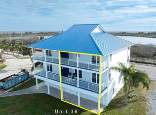 411 Admiral Craik Dr #38, Grand Isle, LA 70358