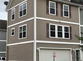 3037 SW Sharmin Ln, Ankeny, IA 50023